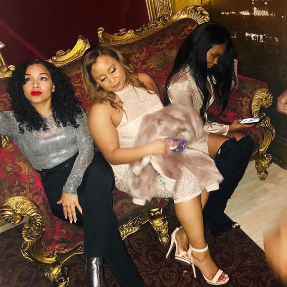 Meet your Suggested User, Seller/Buyer, Nina! - Picture 6 of 14